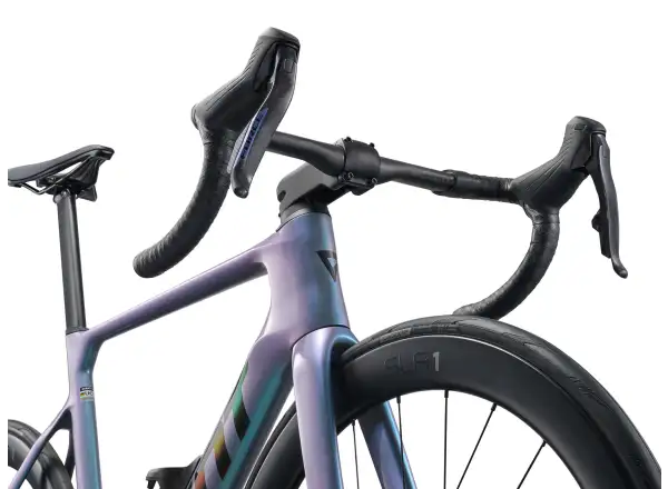 Giant Propel Advanced Pro 0 AXS silniční kolo Prismatic Haze