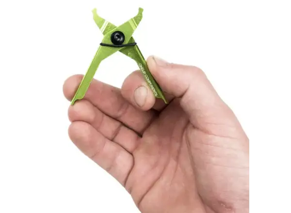 OneUp EDC Plug and Pliers nářadí