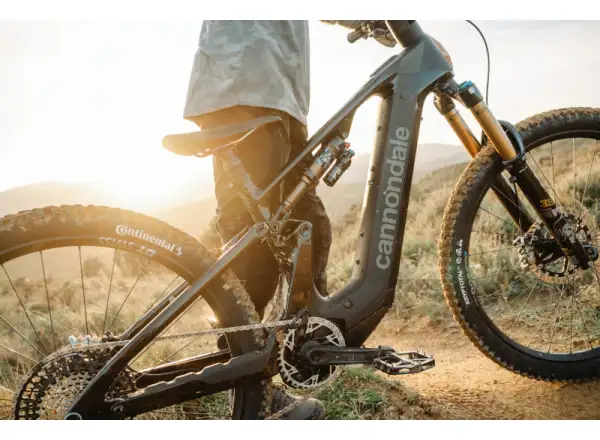 Cannondale Moterra Carbon 1 celoodpružené elektrokolo Matte Black (BBQ)