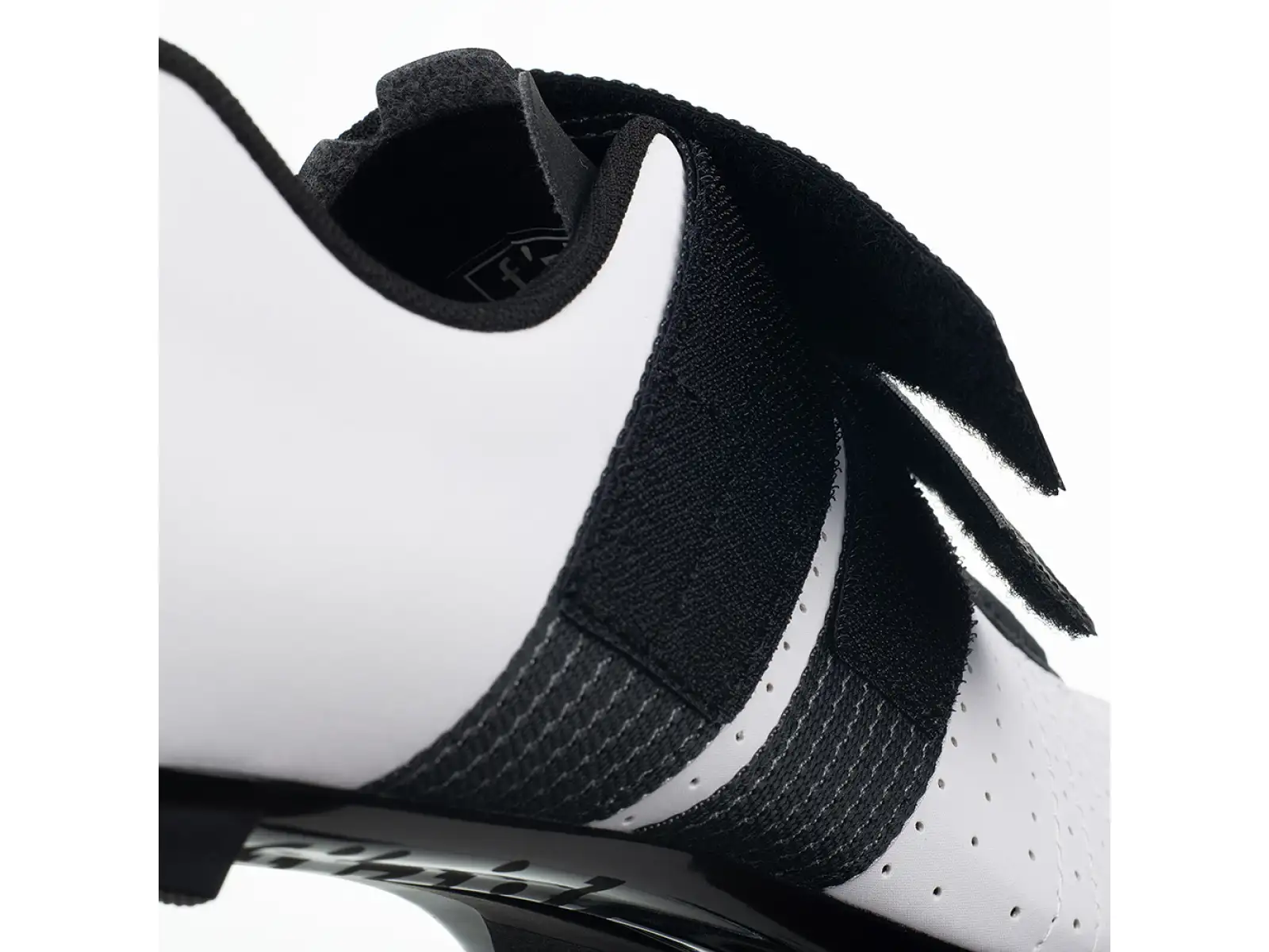 Fizik Tempo Powerstrap R5 silniční pánské tretry White/Black