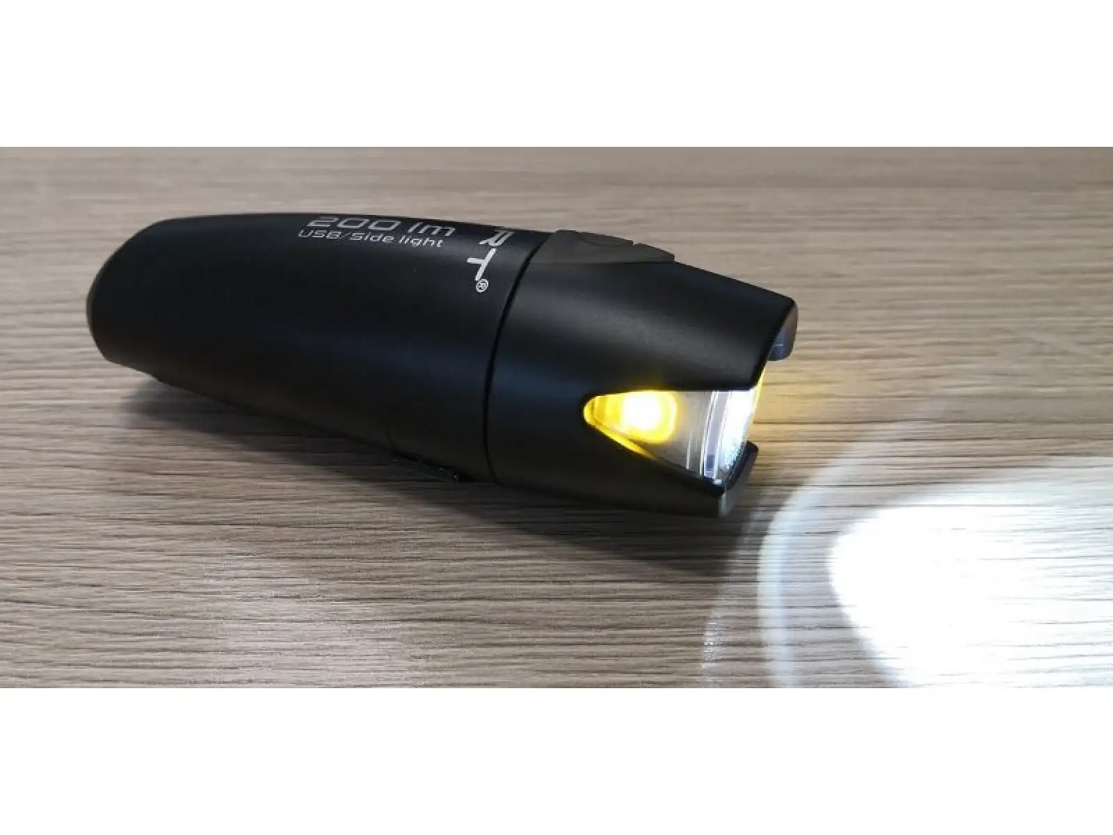 Smart Polaris 183-USB přední světlo 200lm