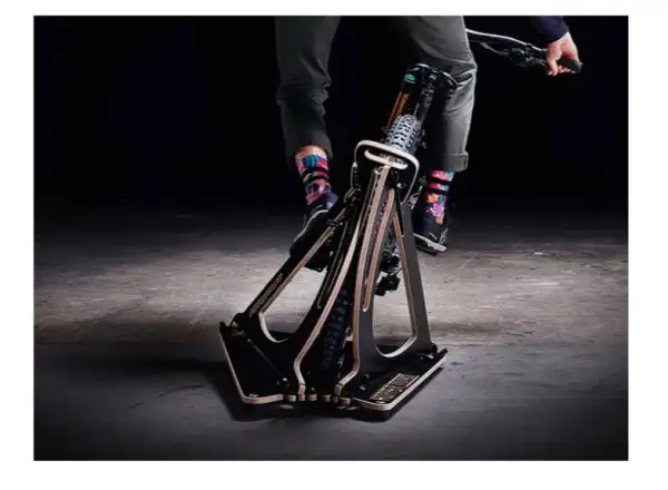 MTB Hopper Balance trenažér vyvážení zadních kol