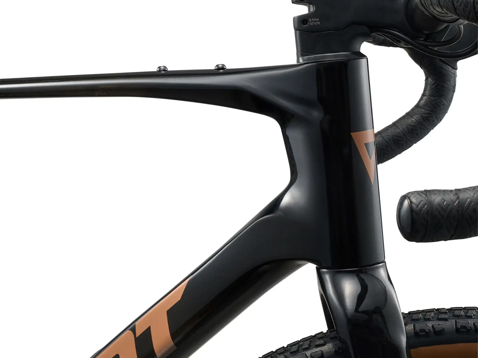 Giant Revolt Advanced 2 gravel kolo Carbon Smoke