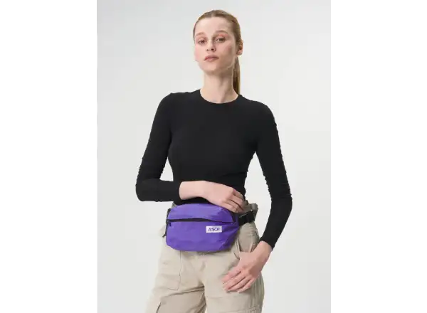 Aevor Hip Bag Ease taška přes rameno/ledvinka Purple