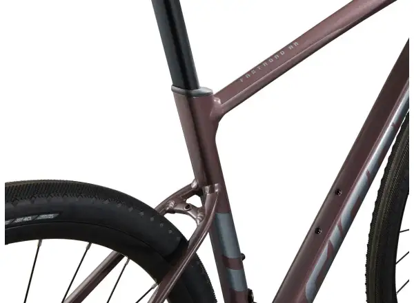 Giant FastRoad AR 3 fitness kolo charcoal plum