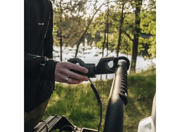 Thule VeloSpace 3 nosič pro 3 kola na tažné zařízení