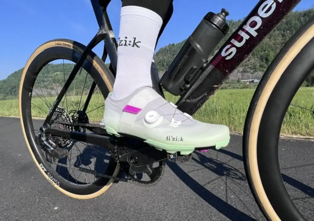 Fizik Vento Ferox 2.0 po dvou měsících na gravelu i silnici
