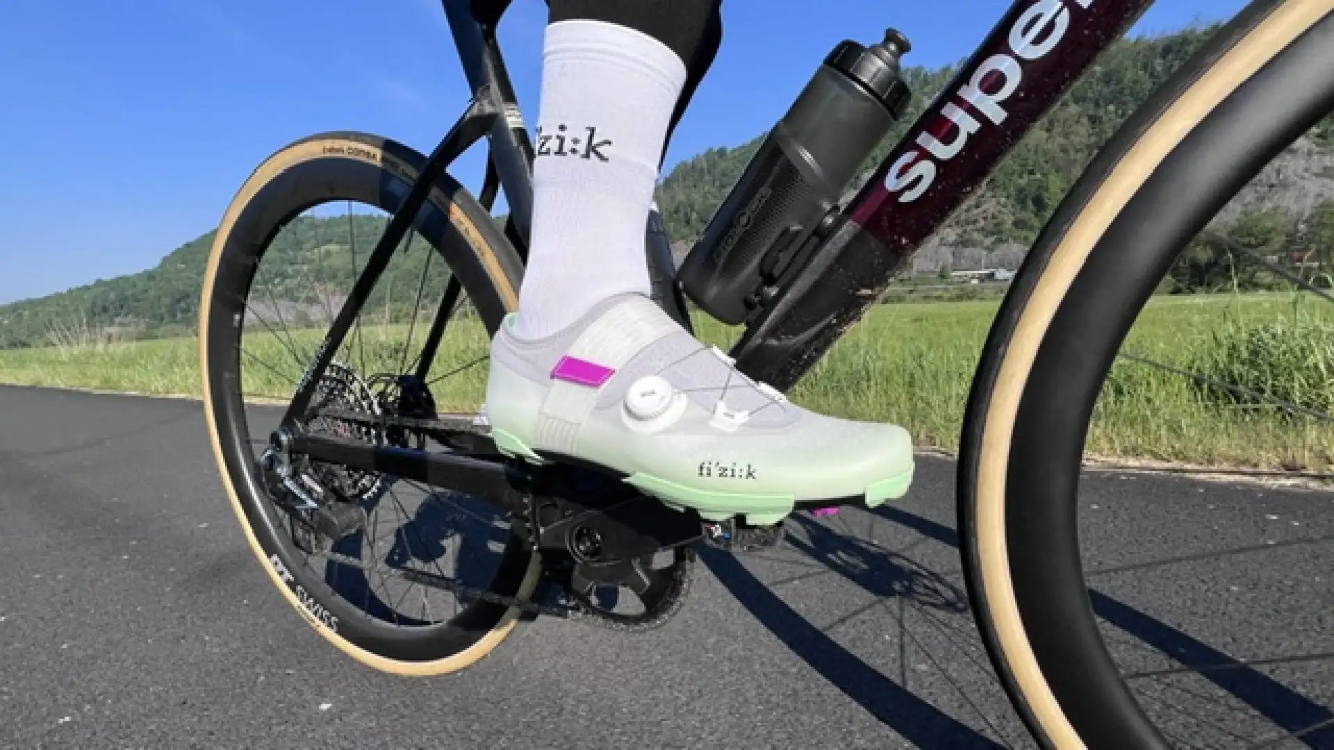 Fizik Vento Ferox 2.0 po dvou měsících na gravelu i silnici