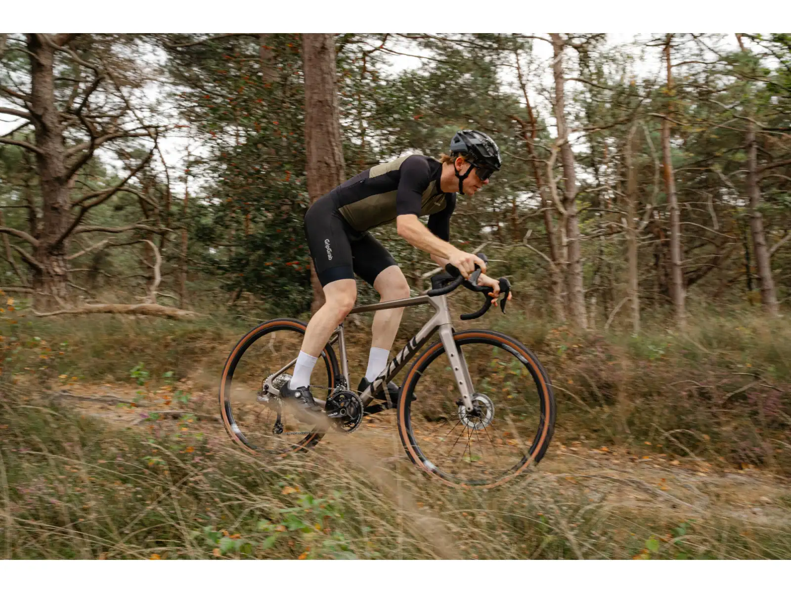 Isaac Torus Xplore GRX610/RX820 2x12 gravel kolo Blast Bronze