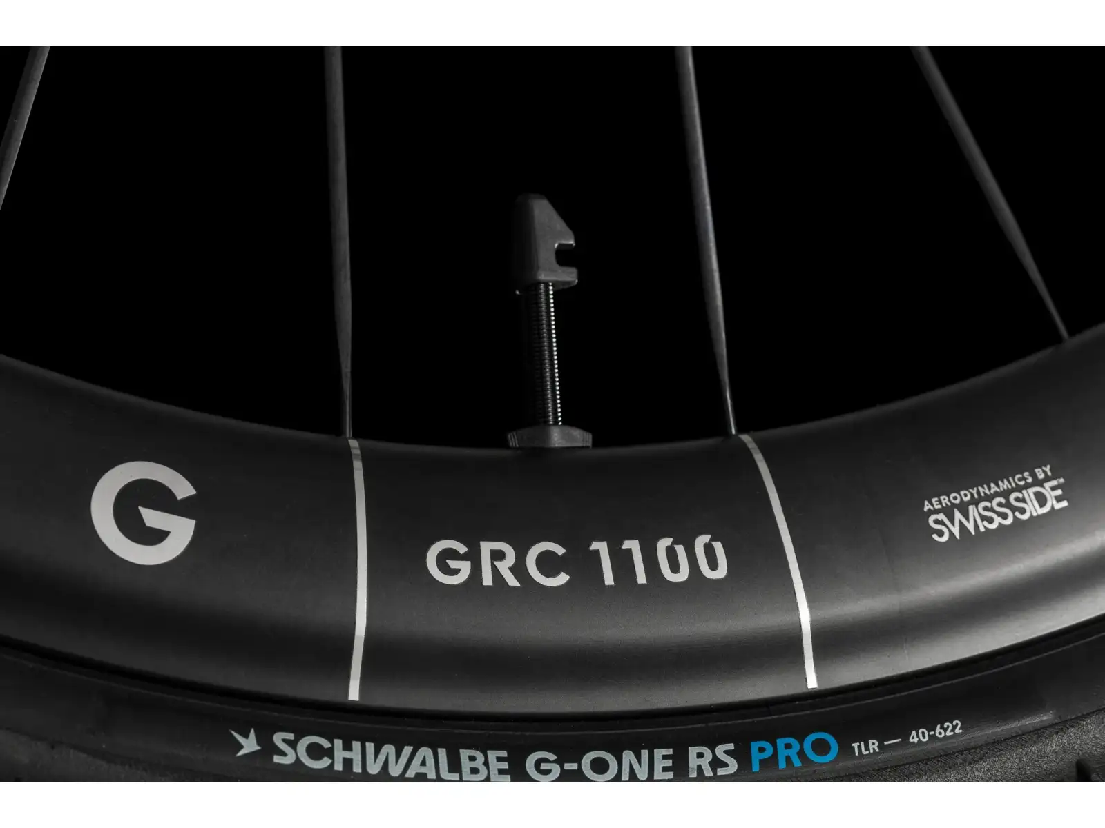 Superior XR 9.9 LTD gravel kolo Matte Carbon/Gloss Red