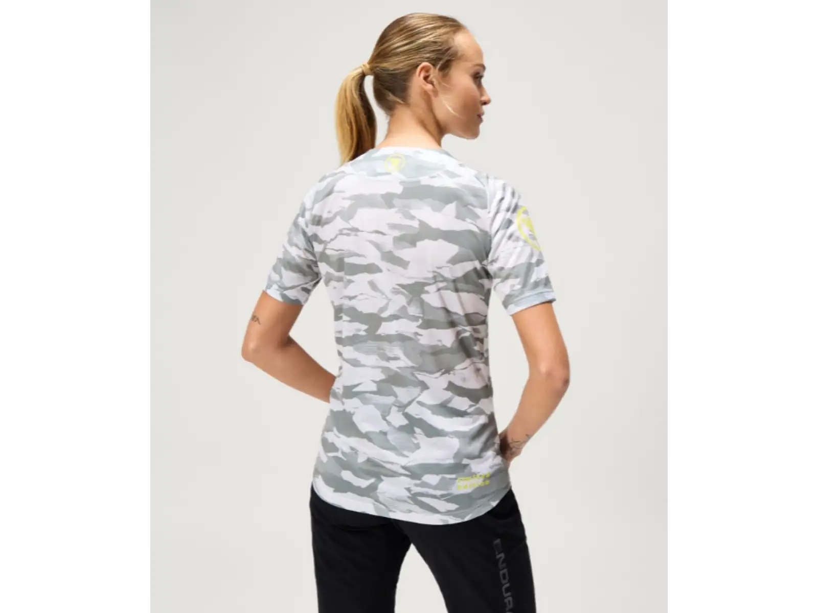 Endura LTD Mountain Camo dámský dres krátký rukáv Haar Grey