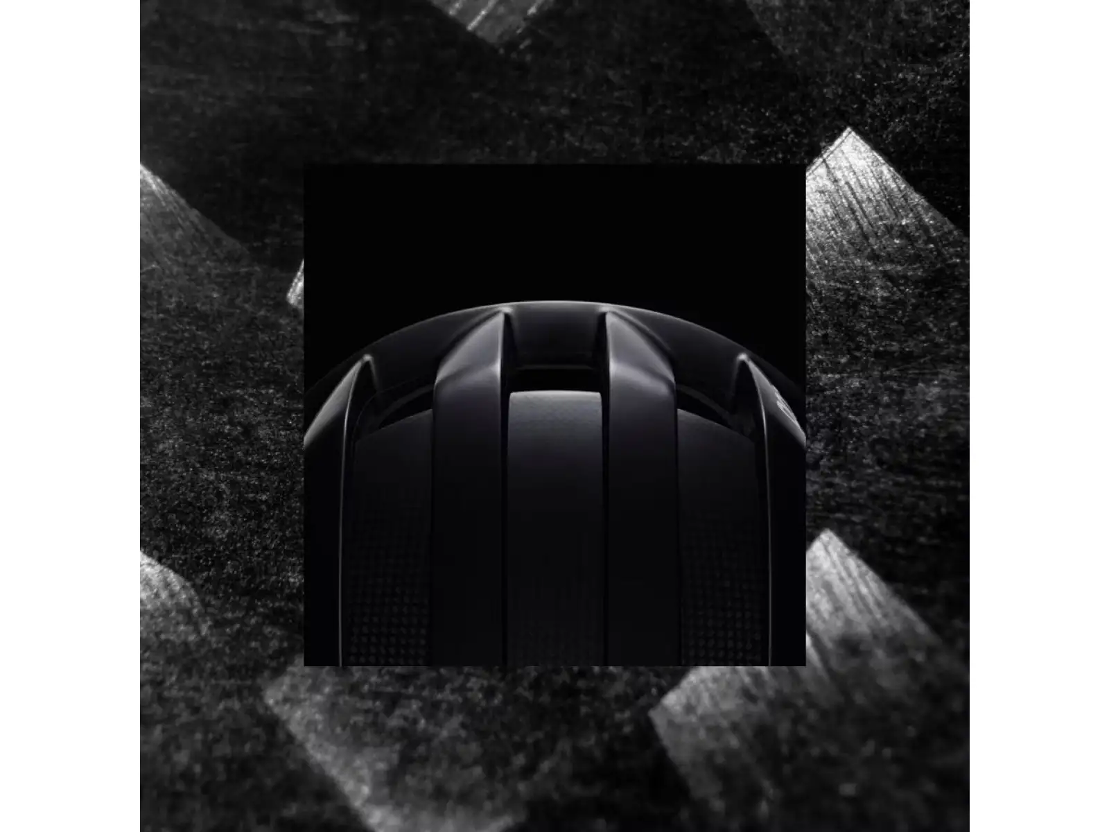 POC Cytal Carbon přilba Black