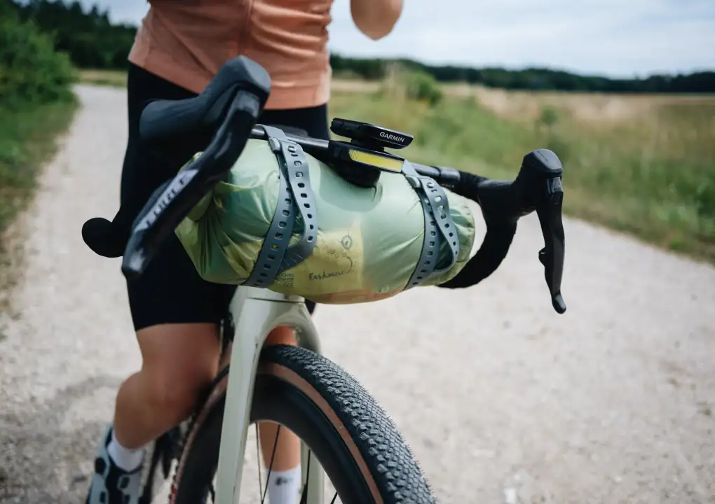 Bikepacking na lehko: Jak se sbalit na několik dní a přitom si užít každou jízdu