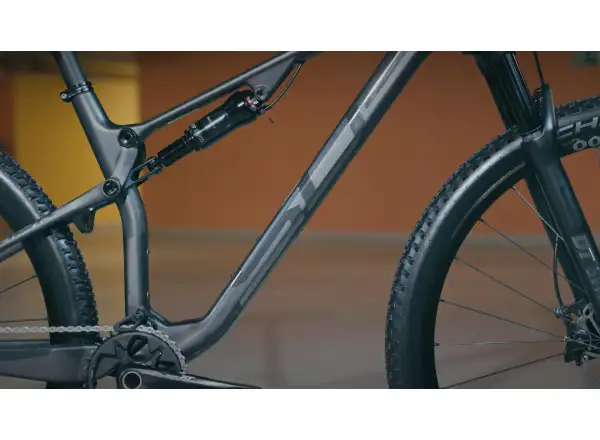 Superior XF 979 RC horské kolo Matte Carbon/Stealth Chrome