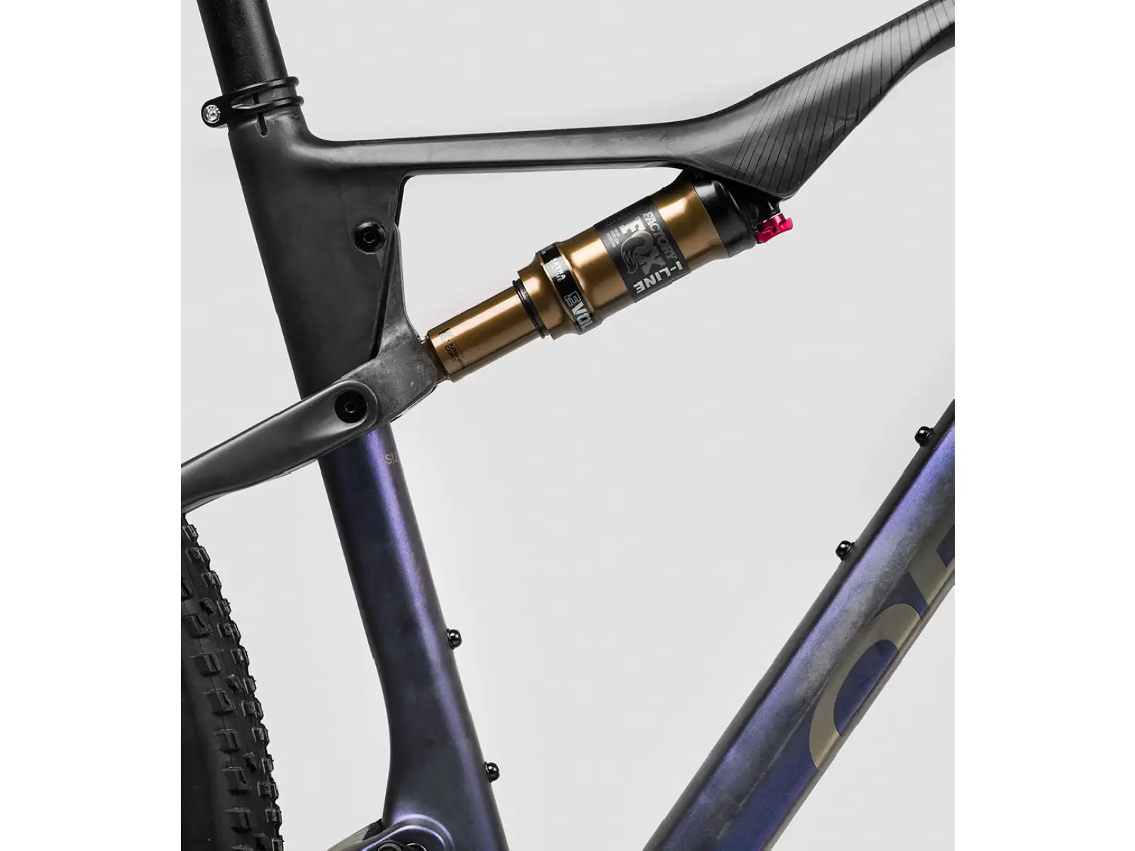 Orbea OIZ M-TEAM AXS horské kolo Digital Lavender/Carbon Raw VZOREK