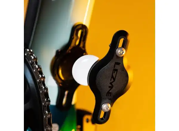 Lezyne Matrix Bike Tagger držák na lokátor Apple AirTag černá