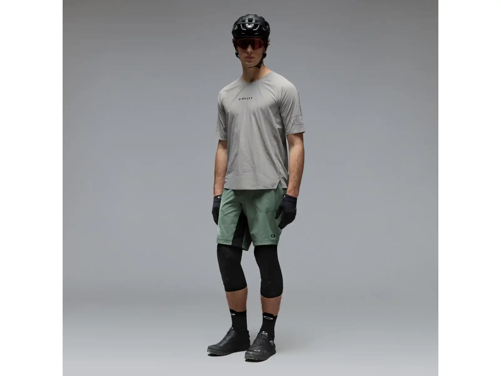 Oakley Seeker Whip pánský dres krátký rukáv Cement