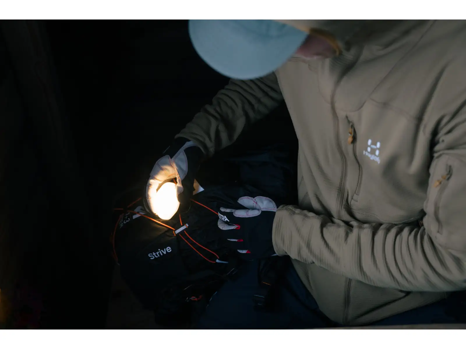 Silva Glow Recharge kompaktní svítilna černá