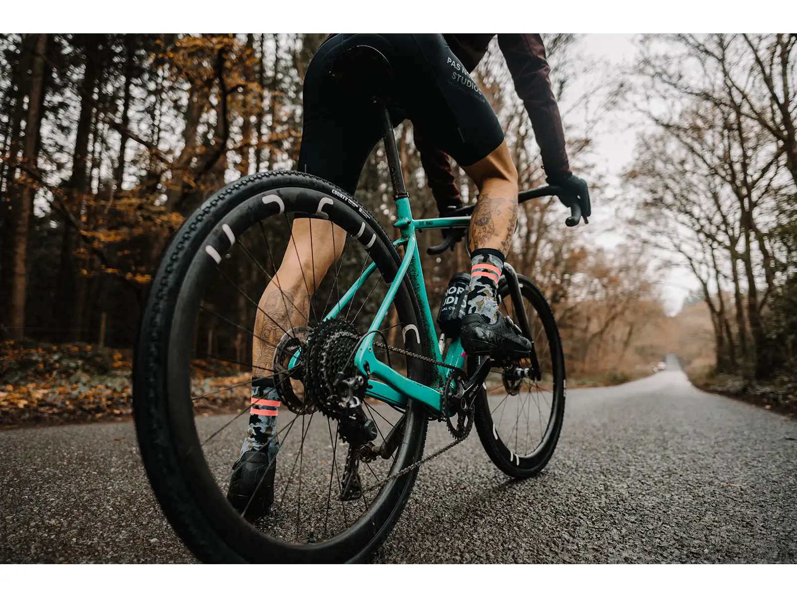 Goodyear County Ultimate Tubeless Complete 650x50 gravel plášť kevlar Tan