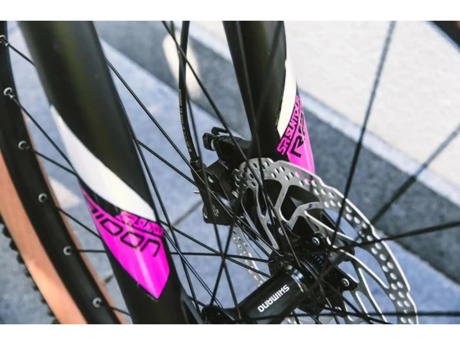 Rock Machine Catherine CRB 20-29 gloss dark blue/pink/silver horské kolo