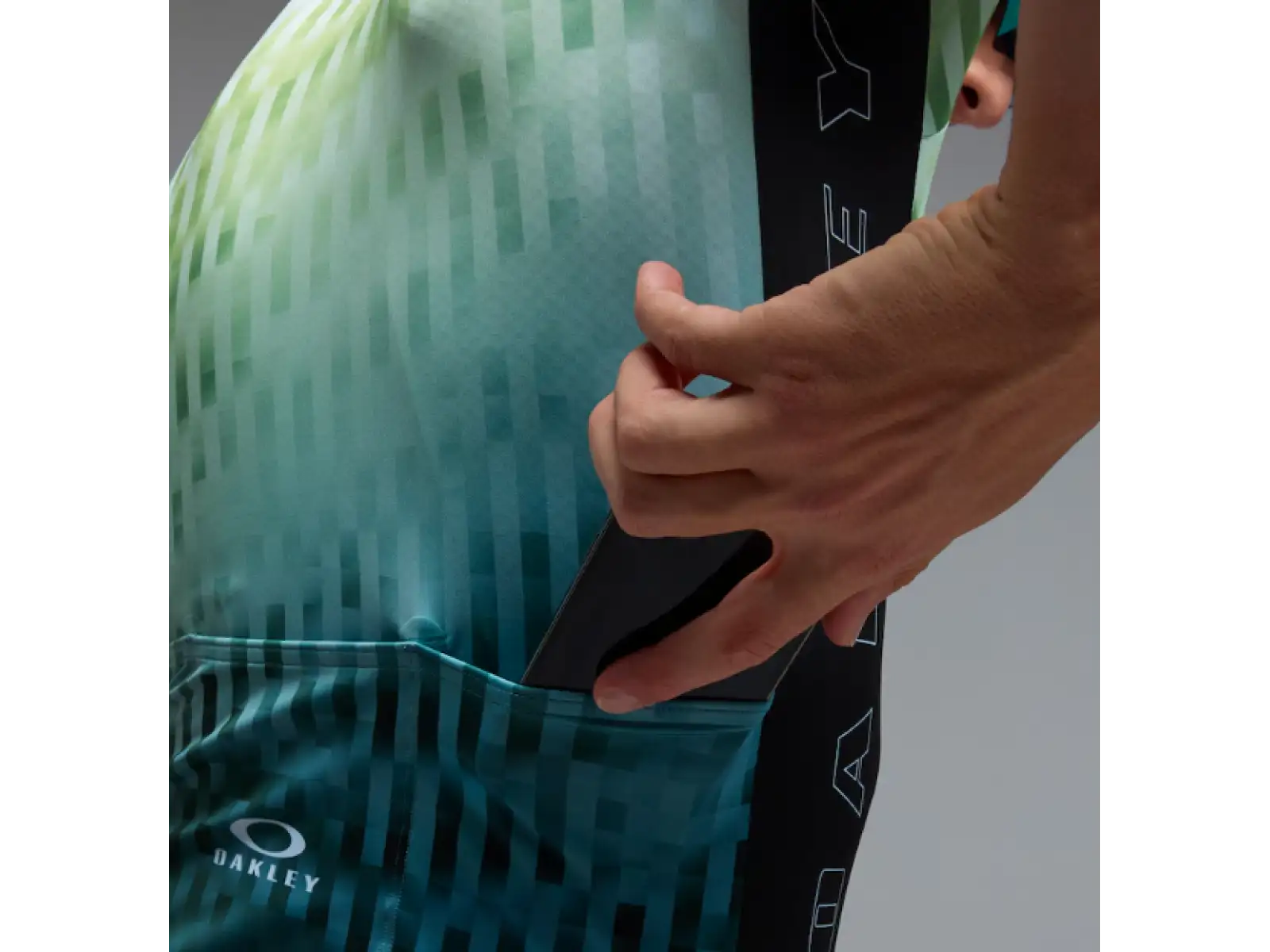 Oakley Icon Training pánský dres krátký rukáv Green Glitch Print