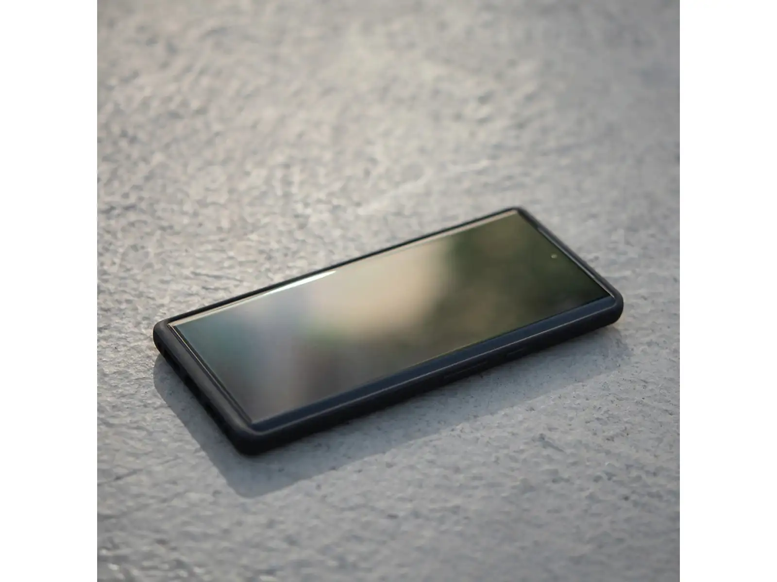 Peak Design Everyday kryt pro Google Pixel 8 Charcoal