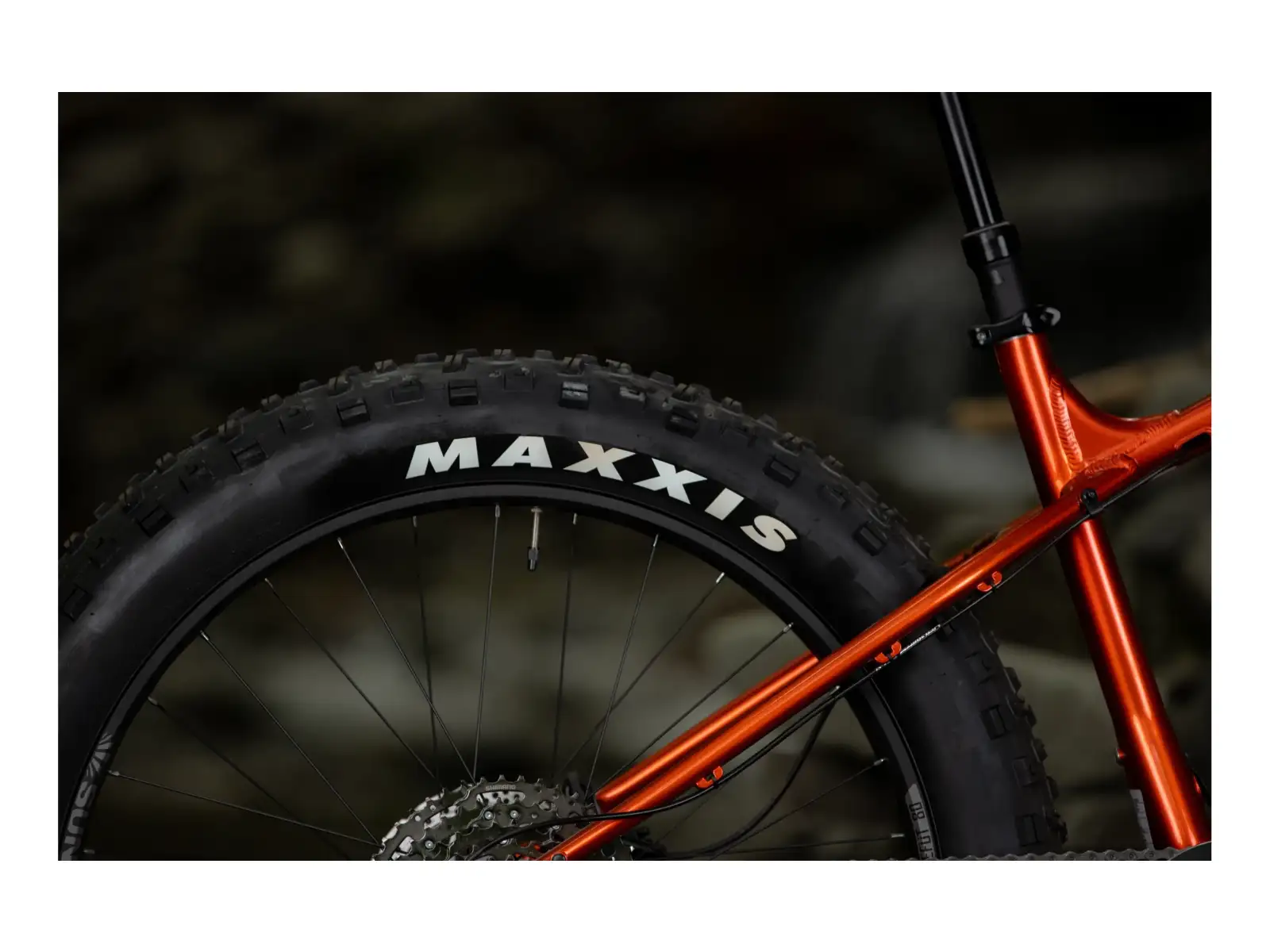 Rock Machine VYÖRY e90-26 fatbike elektrokolo Metallic Orange/Black VZOREK