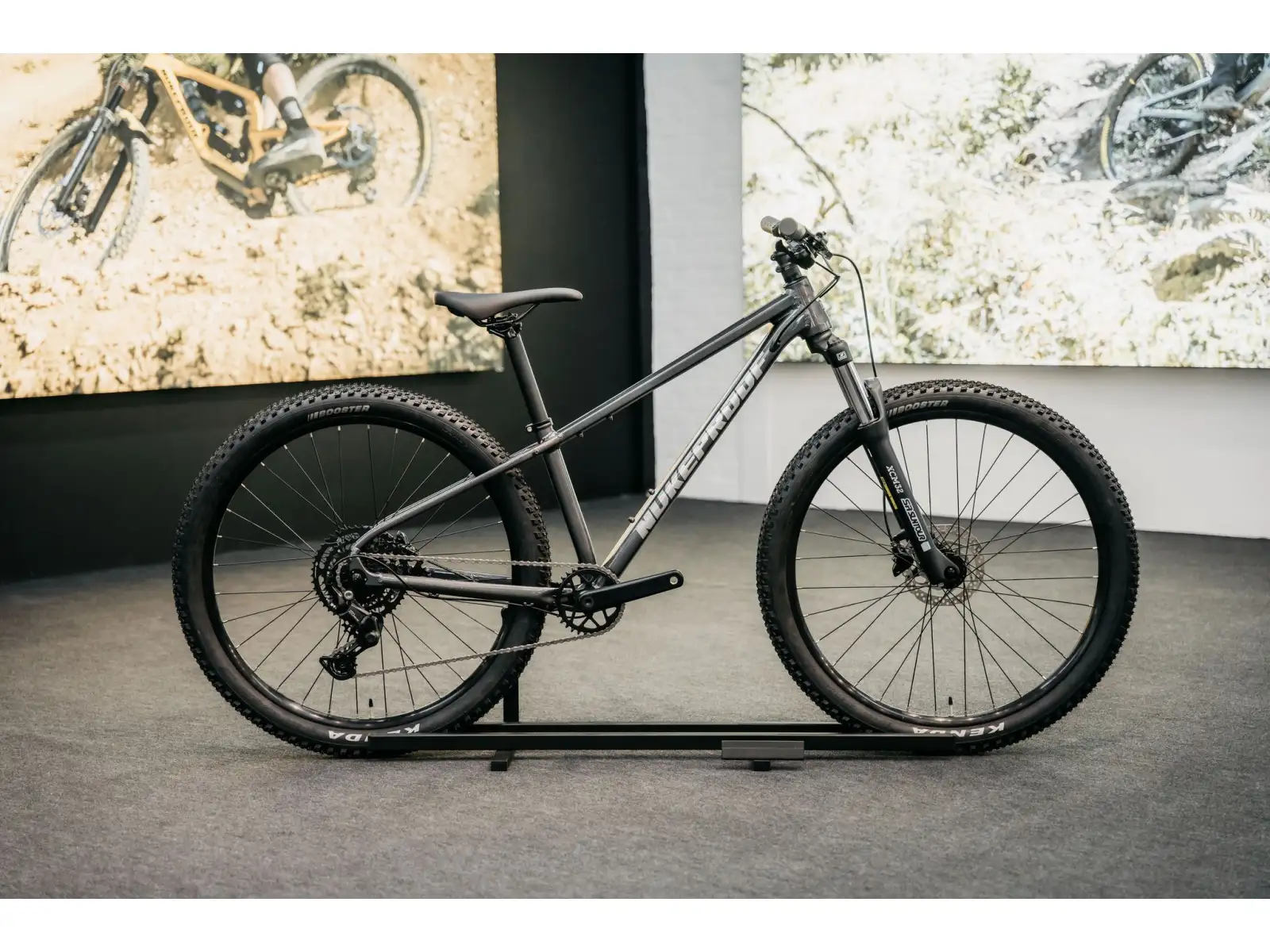 Nukeproof Tracker Sport 290 Essa 1x8 horské kolo Black/Bronze