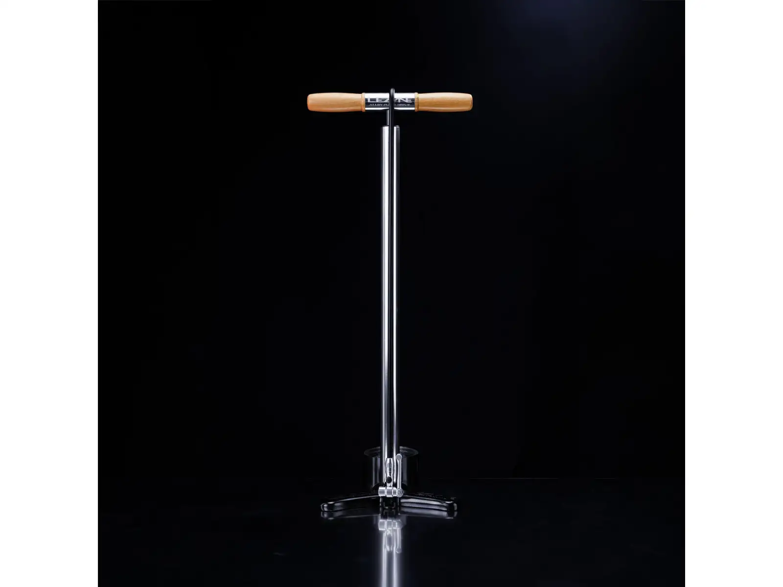 Lezyne Alloy Floor Drive 3.5 dílenská pumpa s hlavicí Presta Pro