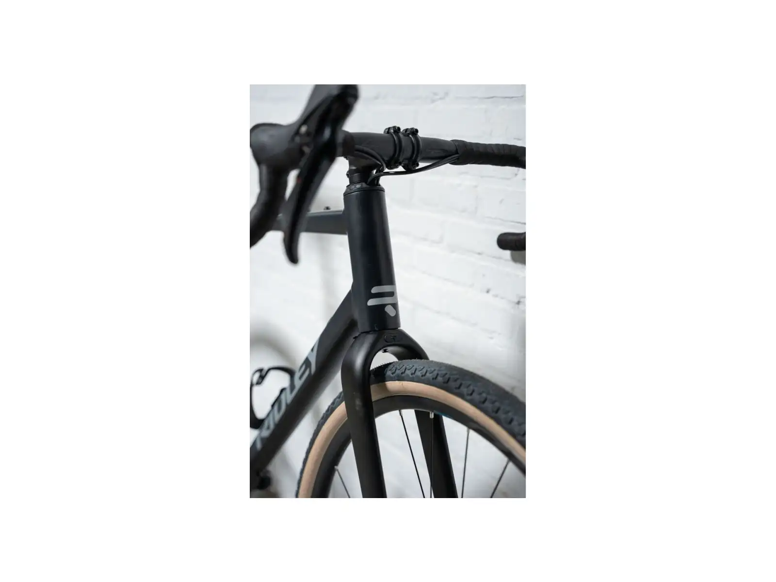 Ridley Kanzo Adventure Alu GRX400 gravel kolo Black