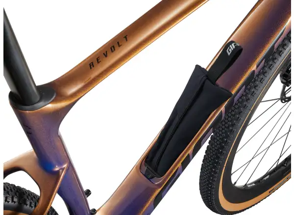 Giant Revolt Advanced Pro 1 gravel kolo Meteor Storm