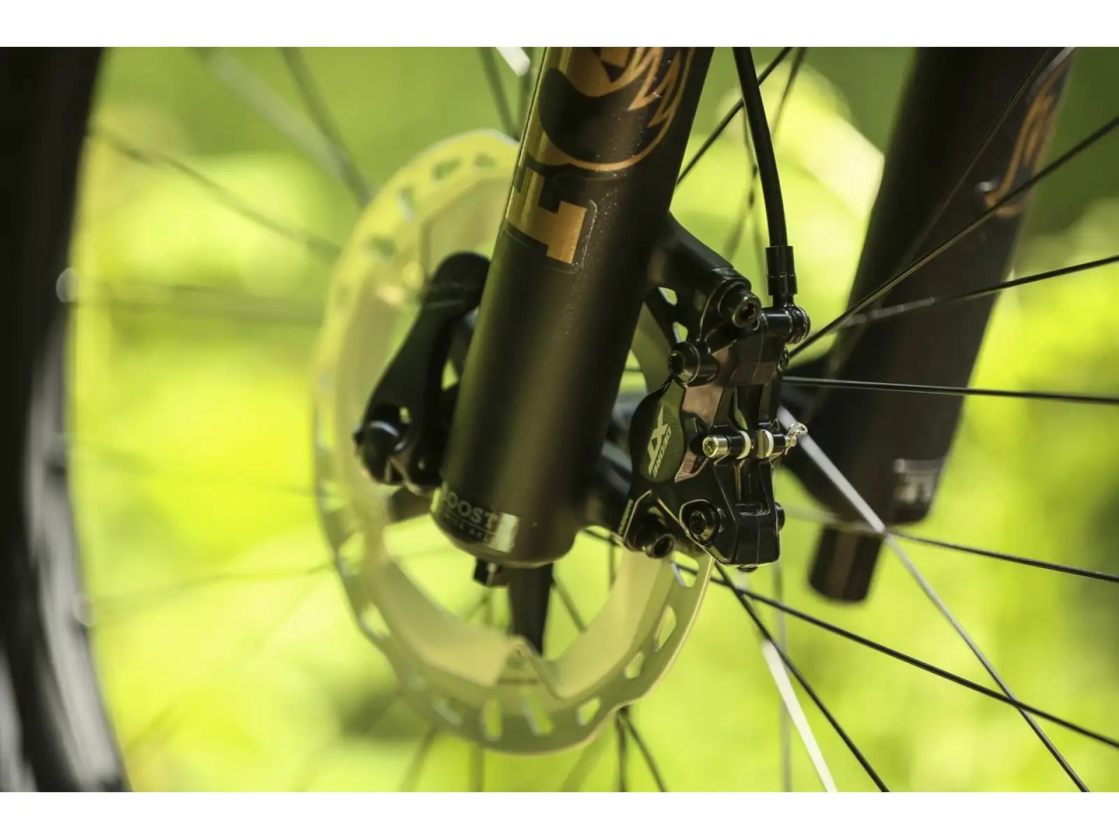 Shimano XT BR-M8100 + BL-M8100 kotoučová brzda sada přední + zadní, kov s chladičem