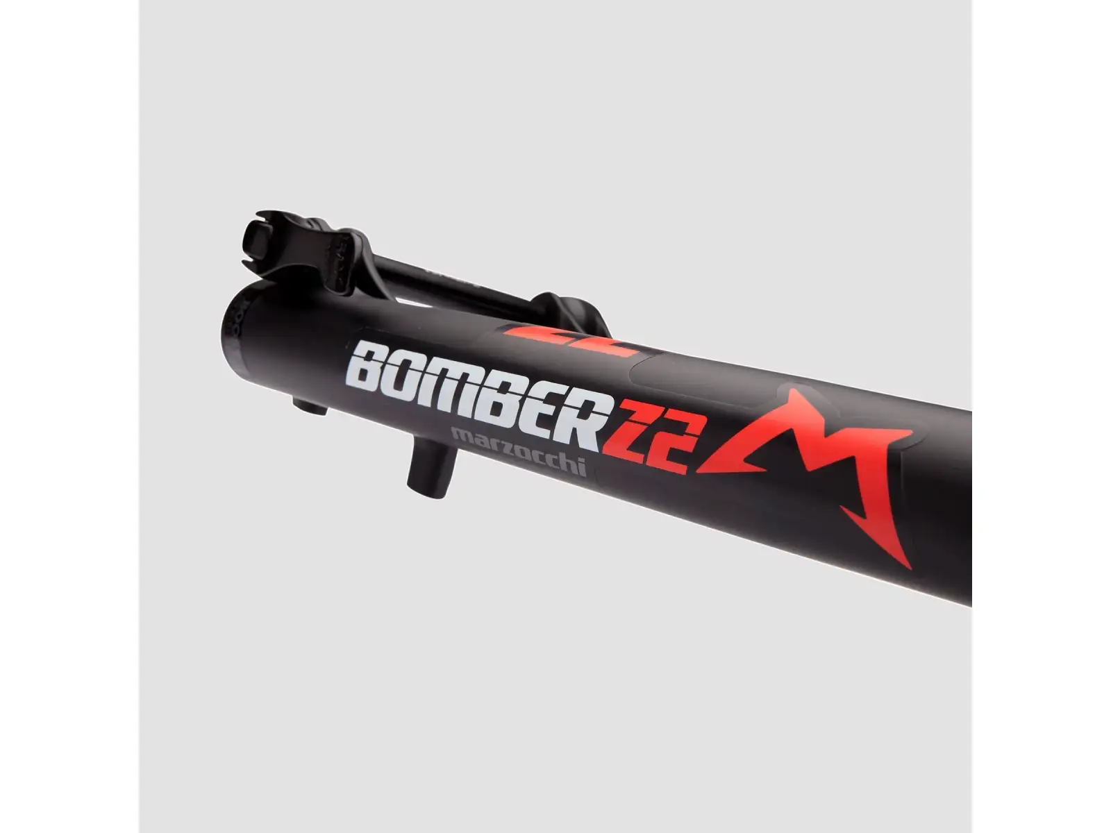 Marzocchi Bomber Z2 29" odpružená vidlice 120 mm Boost 44 mm rake černá