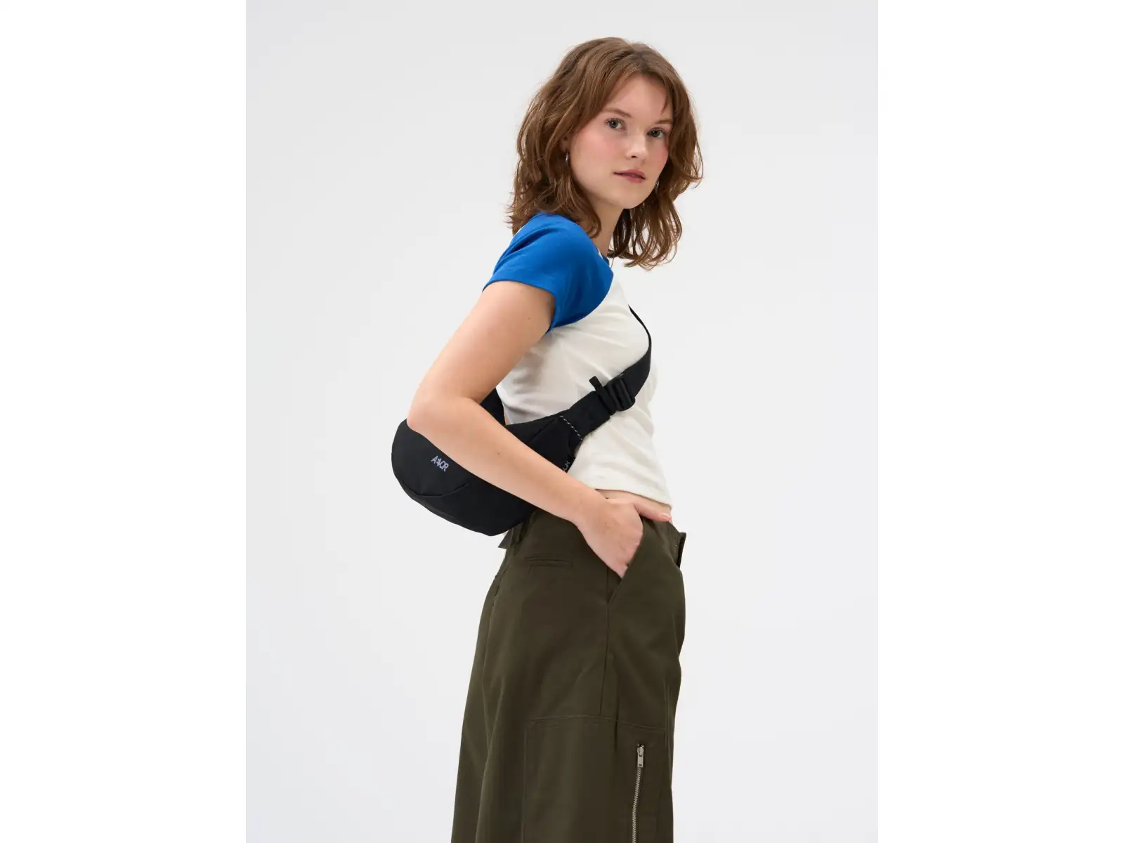 Aevor Sling Small taška přes rameno/kabelka Black