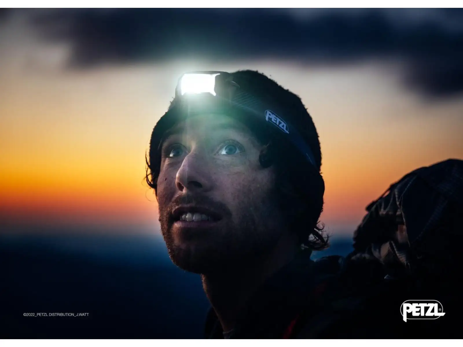 Petzl ACTIK 2025 čelovka červená
