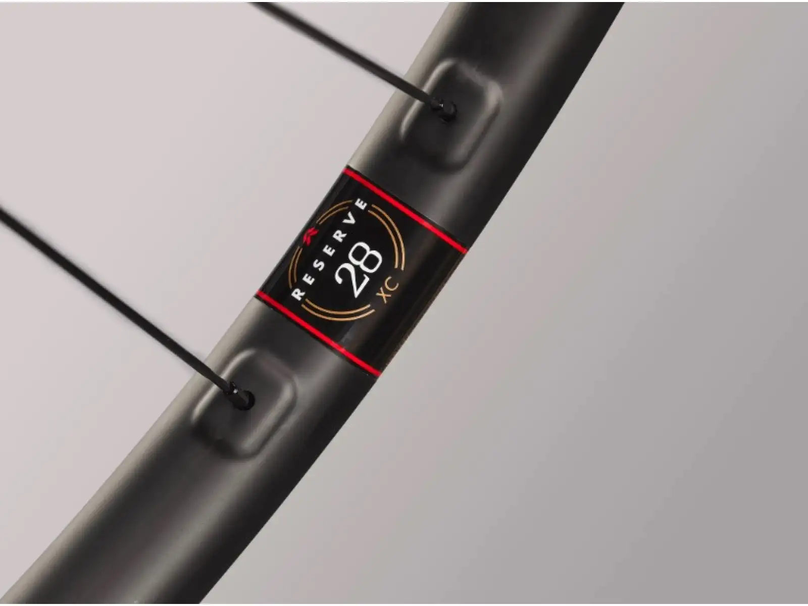 Reserve 28/XC 29" MTB karbonový ráfek 24 děr
