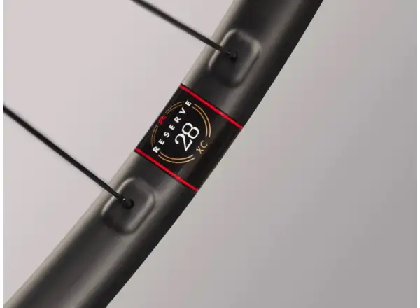Reserve 28/XC 29" MTB karbonový ráfek 24 děr