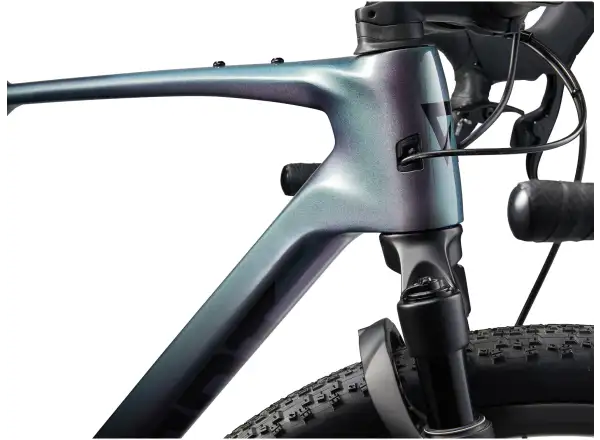 Giant Revolt X Advanced Pro 0 gravel kolo Airglow Black Currant