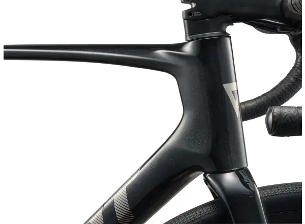 Giant Defy Advanced 2 silniční kolo Abyss Black