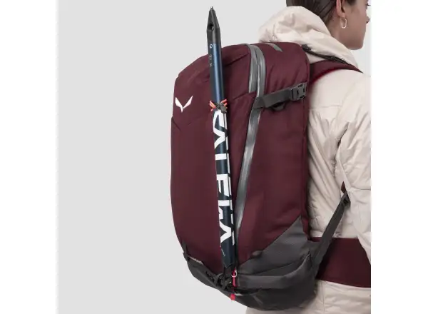 Salewa Winter Mate 28 l dámský batoh Etruscan Red/Black