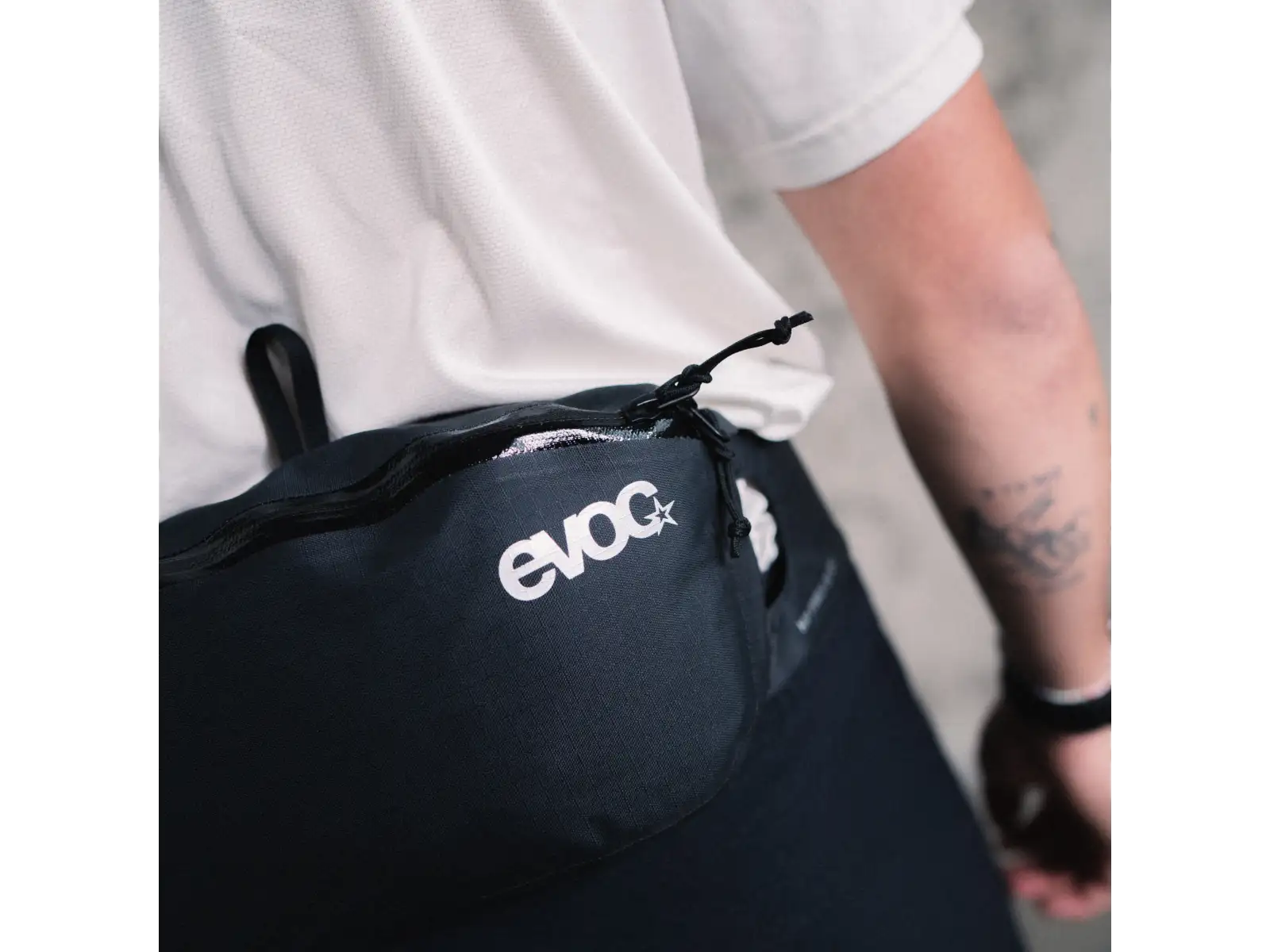 Evoc Hip Pouch 3D WP 2 ledvinka Sand