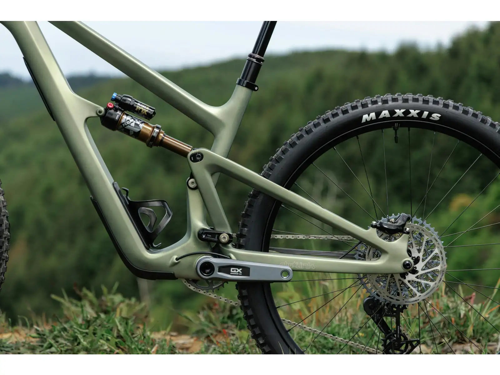 Ibis Ripmo V3 Deore XT horské kolo Olive Swamp Monster