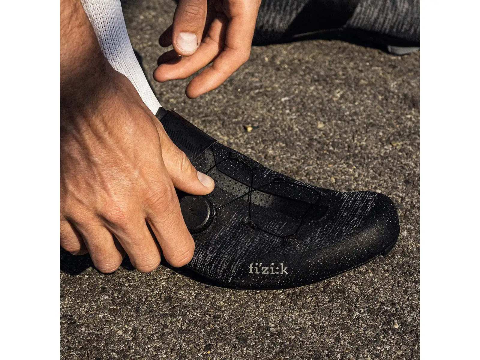 Fizik Vento Infinito Knit Carbon 2 Wide silniční pánské tretry Black/Black