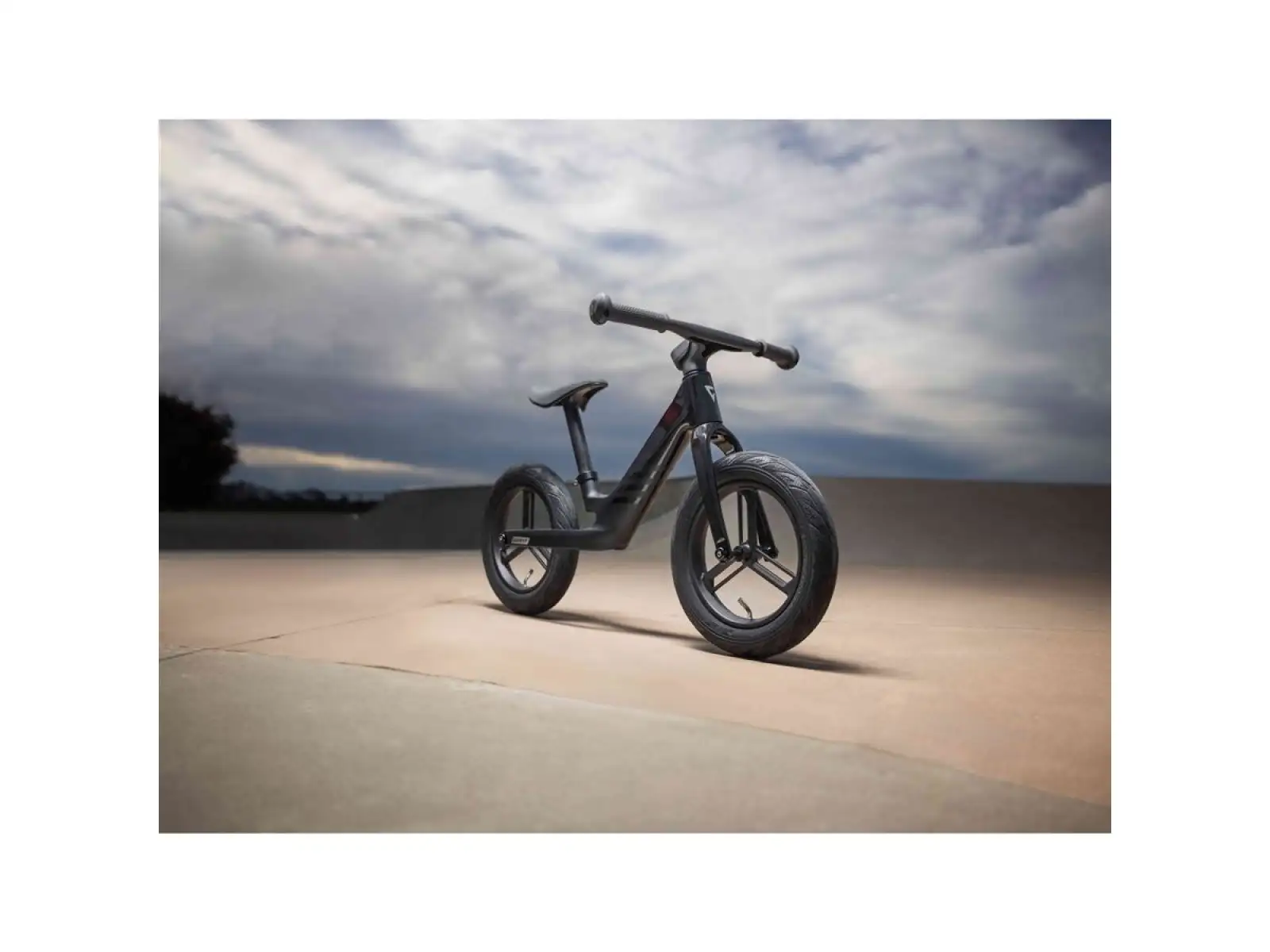 Giant PRE RCARBON PUSH BIKE dětské odrážedlo