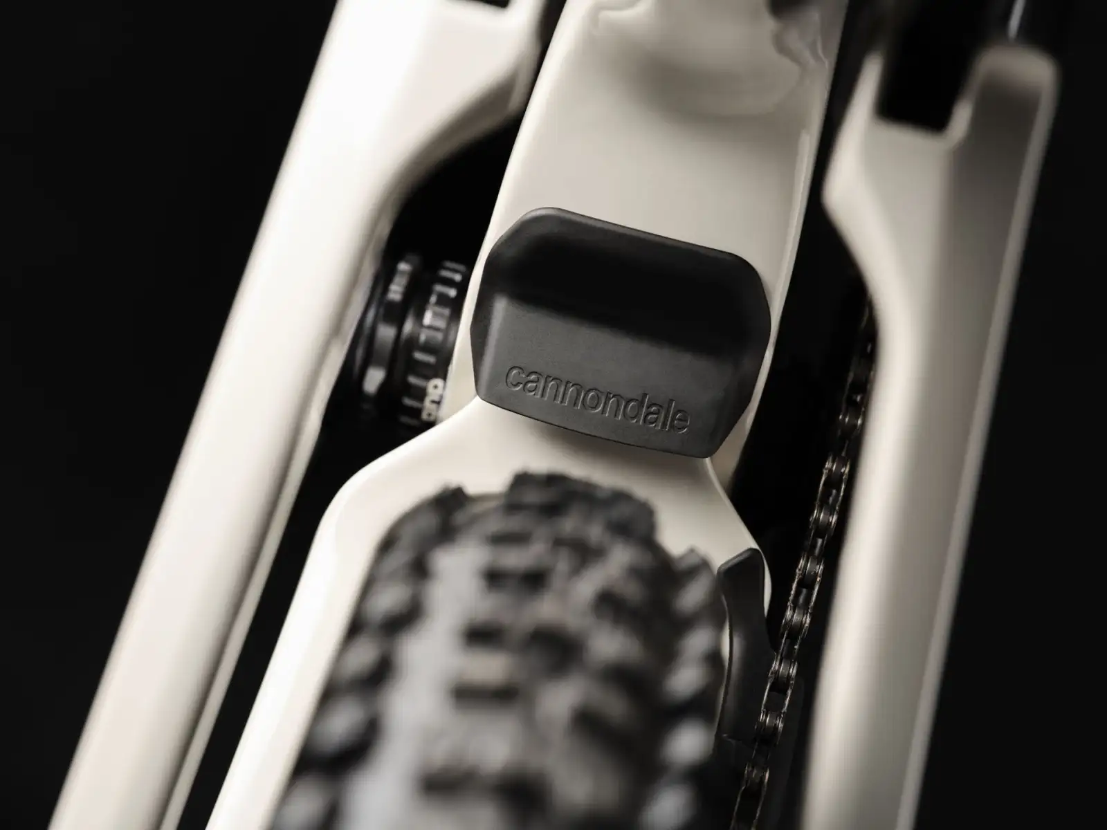 Cannondale Habit Carbon LT 1 horské kolo Chalk