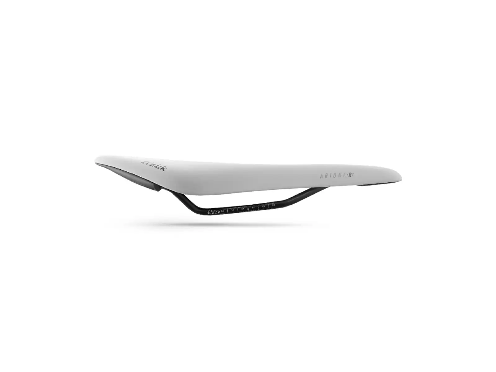 Fizik Arione R3 Open Regular sedlo 132 mm White Edition
