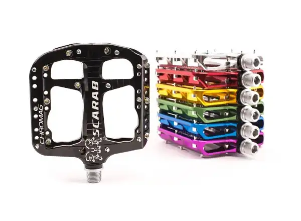 Chromag Scarab platformové pedály červená