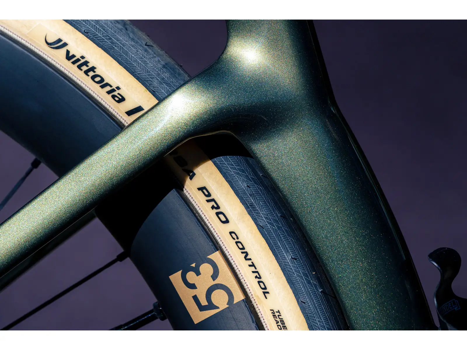 Cervélo Aspero-5 SRAM Red AXS 1 Digital Moss kolo