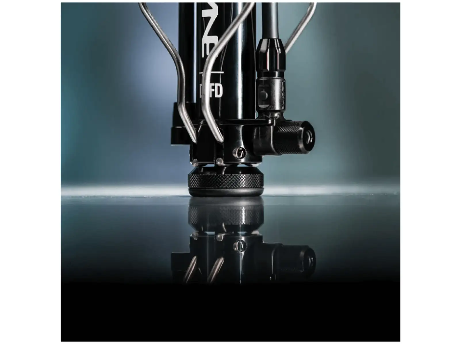 Lezyne Digital Travel Floor Drive pumpa Black