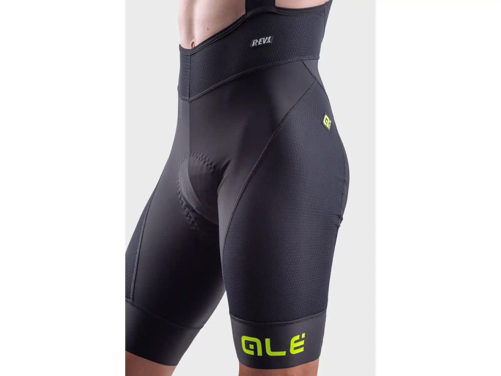 Alé R-EV1 Agonista Plus pánské kraťasy s vložkou a laclem black/fluo yellow